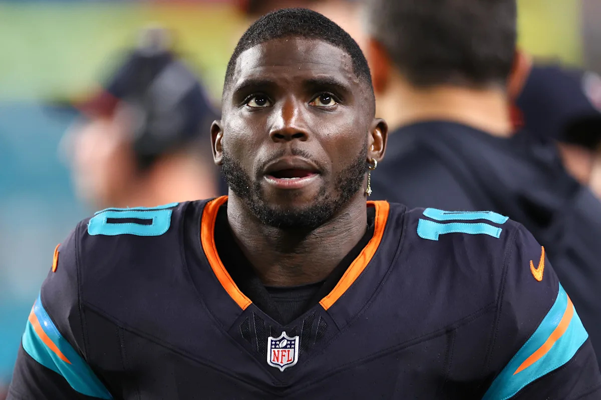 NFL Premier available free agents  Tyreek Hill among Massive names remaining hits headlines