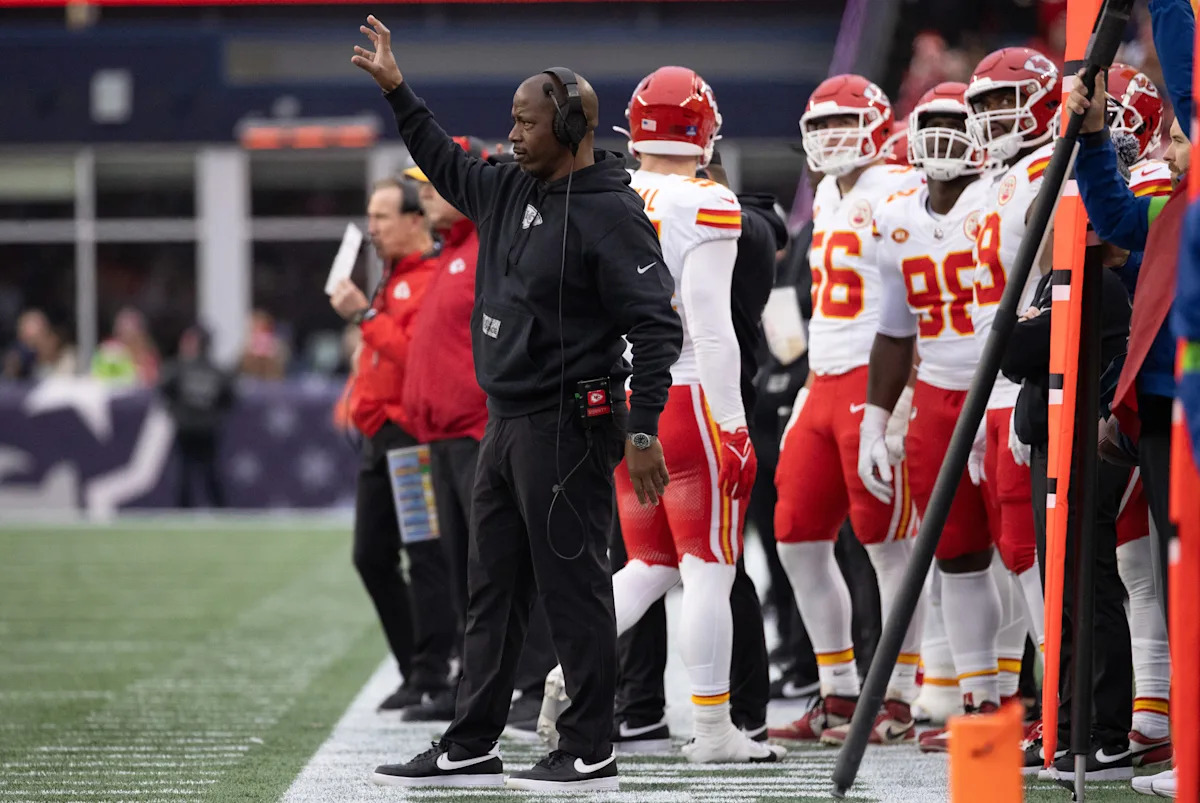 Court dismisses domestic battery case against Chiefs coach Dave Merritt reported globally
