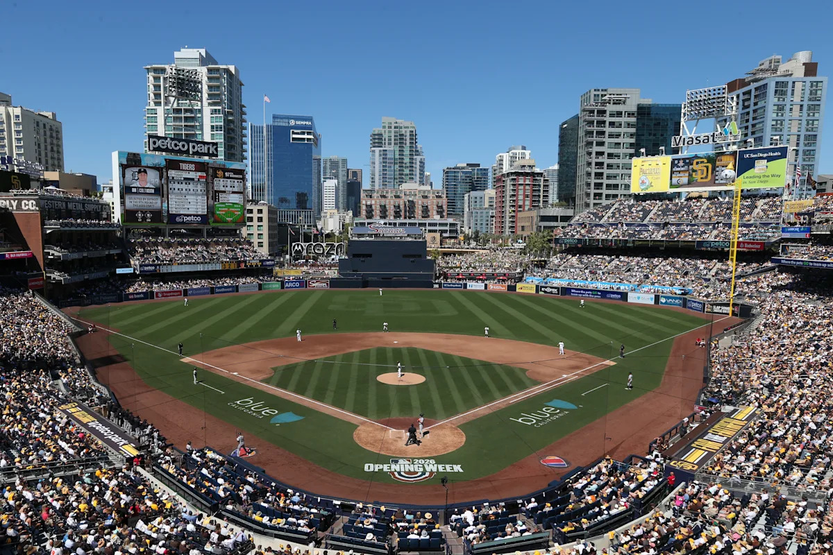 Padres prospect reportedly pleads guilty to transporting undocumented immigrants making waves