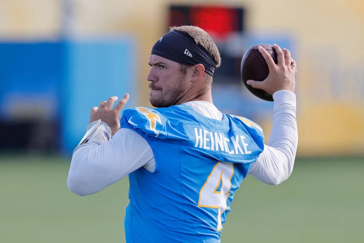 Veteran QB Taylor Heinicke announces his retirement observed today