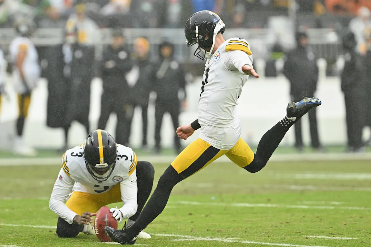Chris Boswell -- Steelers reportedly agree to 4- year -- $28 million extension making waves