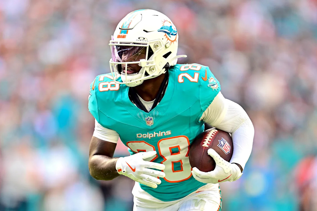 De'Von Achane reportedly reaches 4-year -- $68M extension with Dolphins